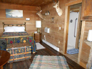 Beartrap1/Cabin-Inside.jpg