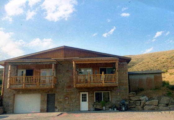 Beartrap1/OldStoneHouse004.jpg